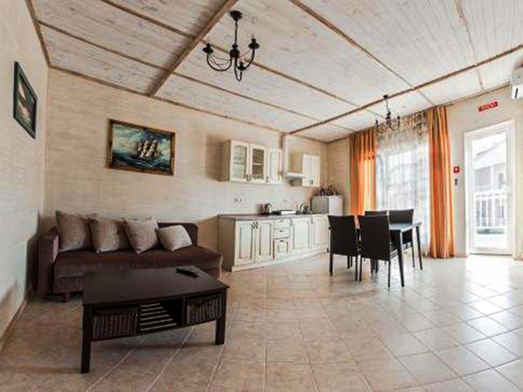 Номер с кухней