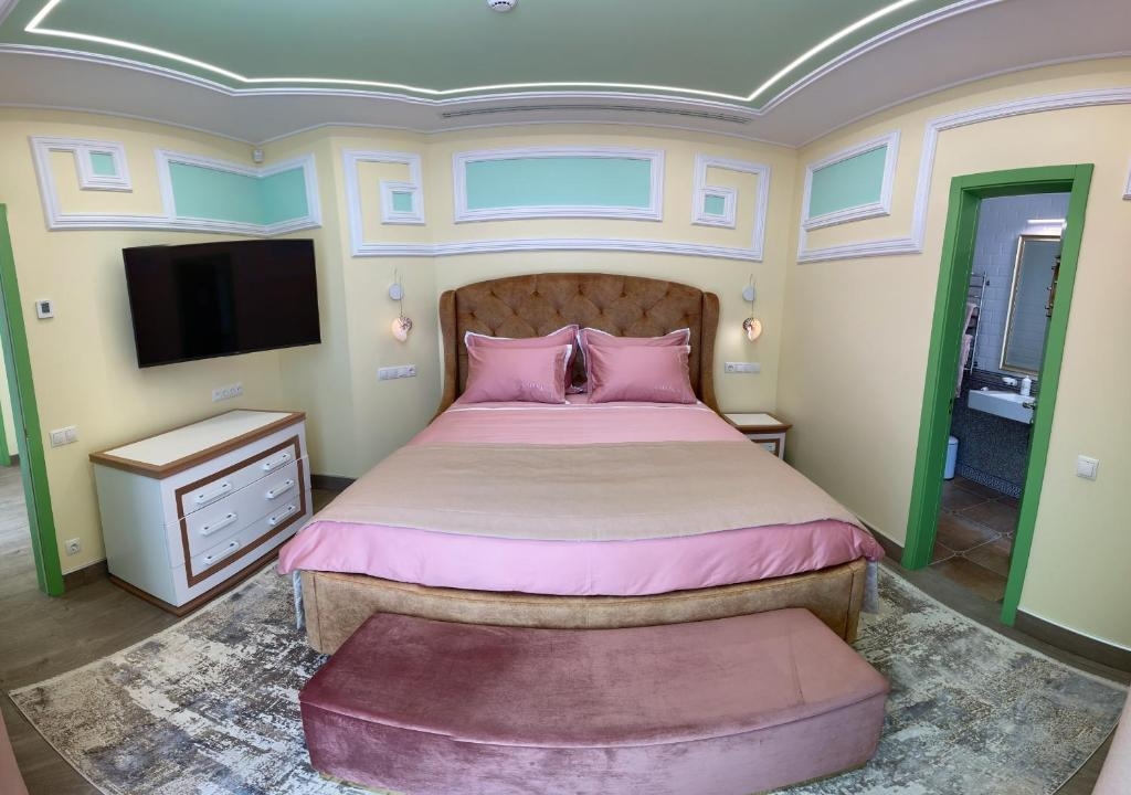 УКР Номер люкс 2