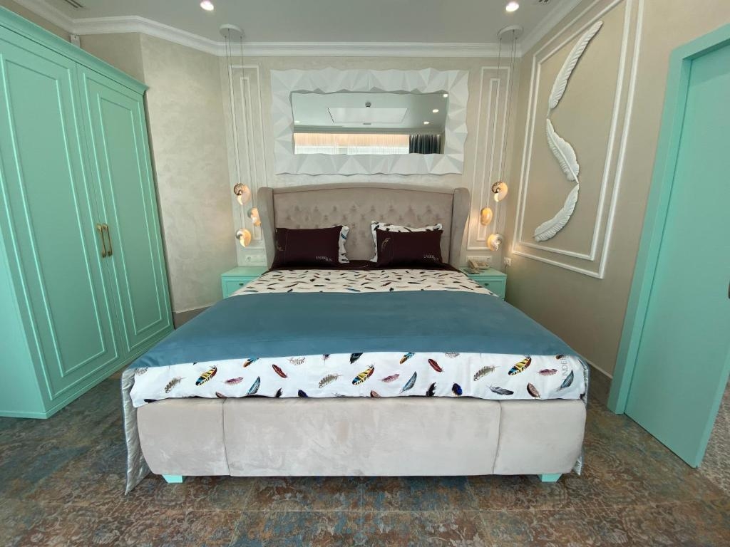 УКР Номер люкс 4