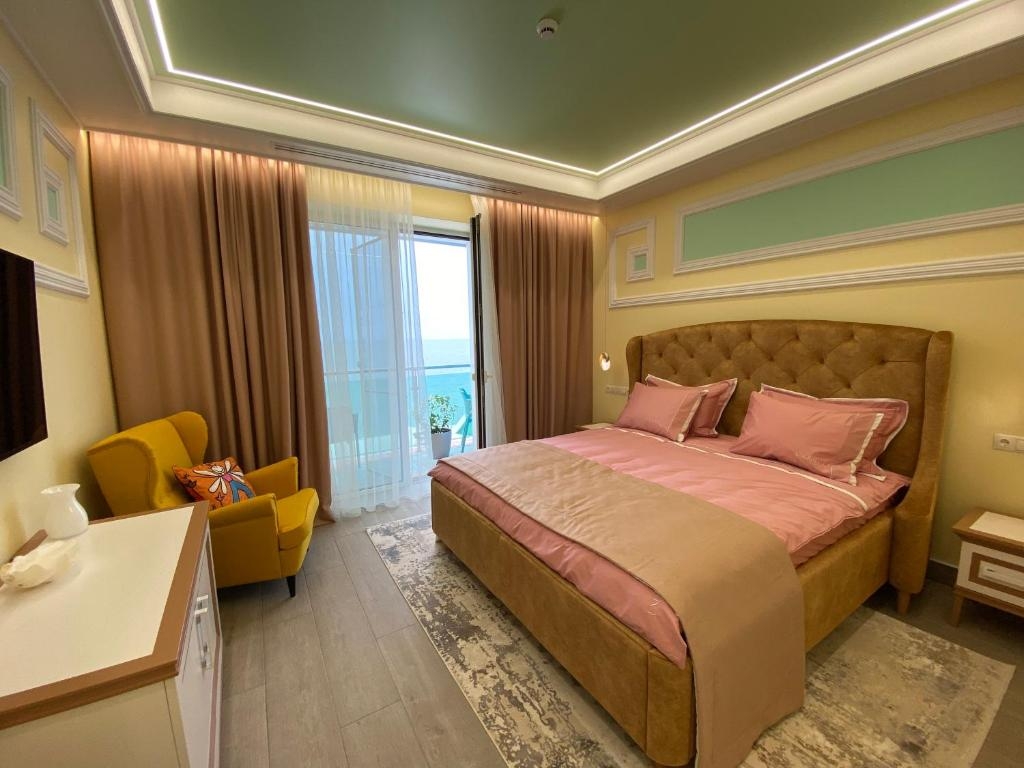 УКР Номер люкс 6