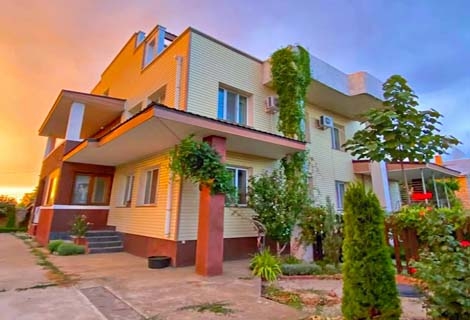 Мини-отель FamilyHotel Каролино-Бугаз